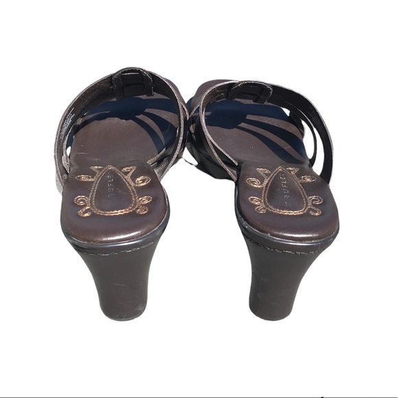 TRUEFLEX Brown Wedge Sandals Sz 6 - Picture 2 of 5